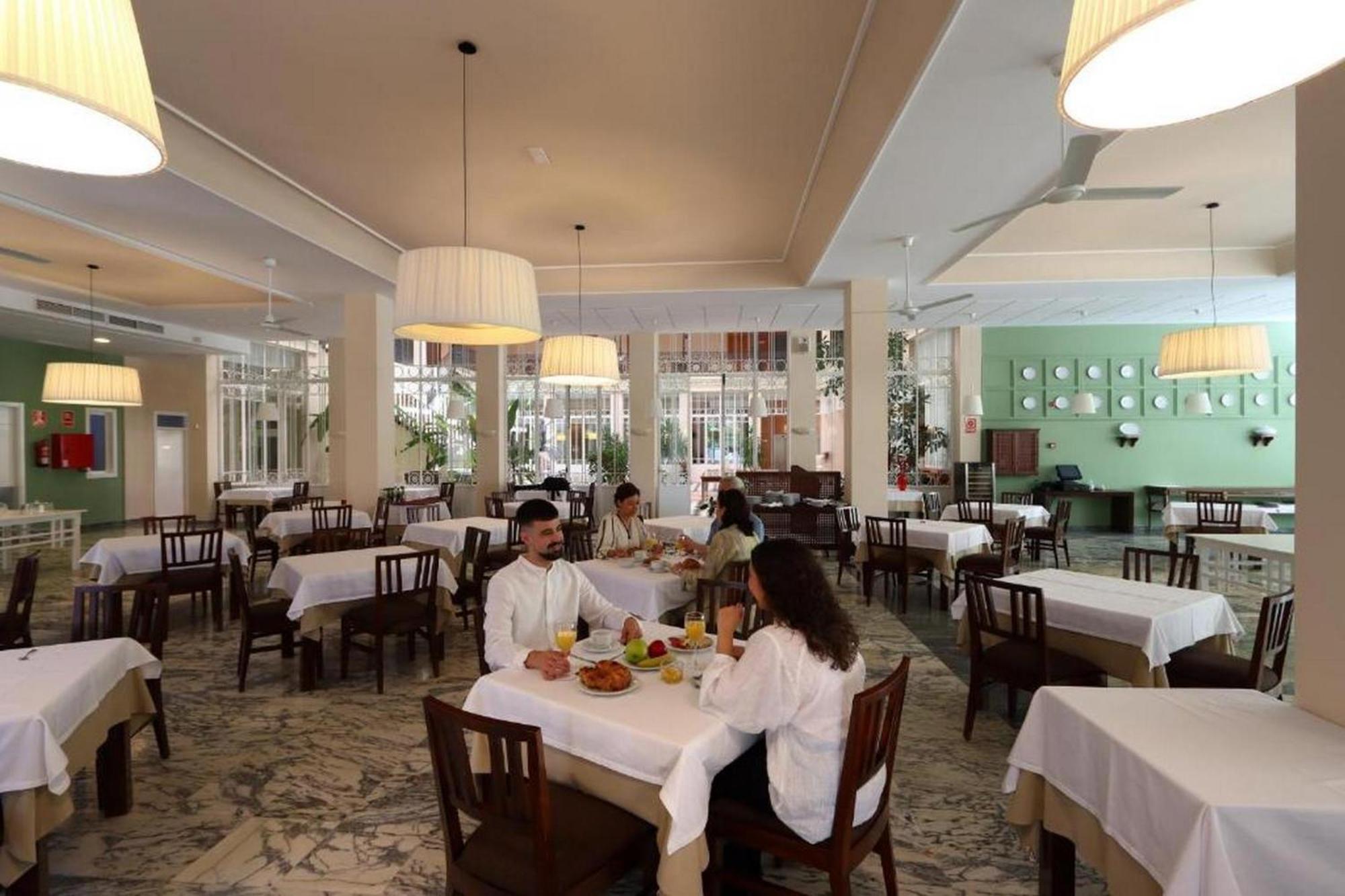 Gran Hotel Aqualange - Balneario De Alange Εξωτερικό φωτογραφία